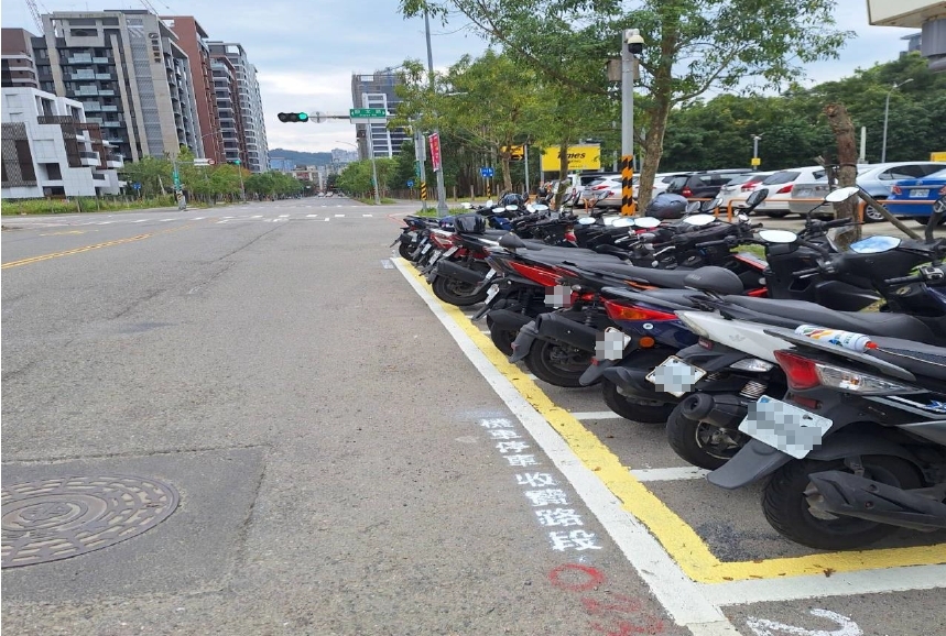 機車停車收費路段相片