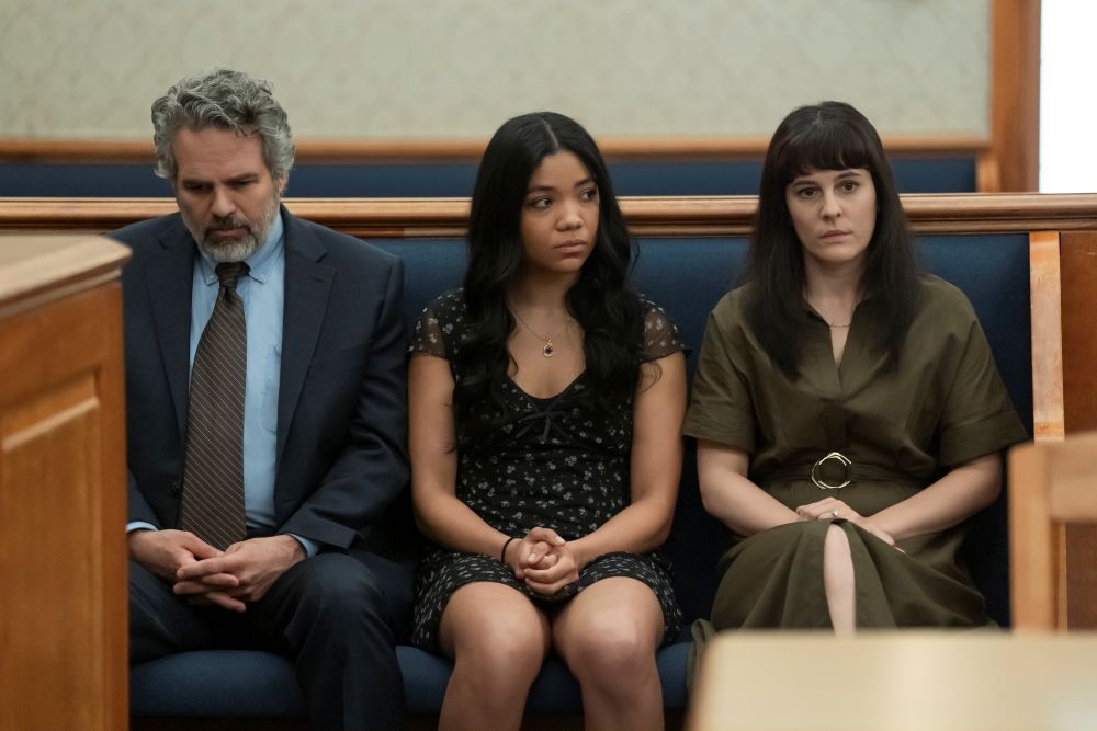 HBO_Task_Mark Ruffalo, Silvia Dionicio and Phoebe Fox_Credit HBO and Peter Kramer