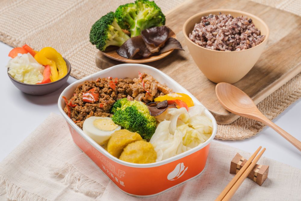「打拋好好豬」由正宗泰式料理「Pikul 初泰」主廚研發,香辣下飯,一口接一口