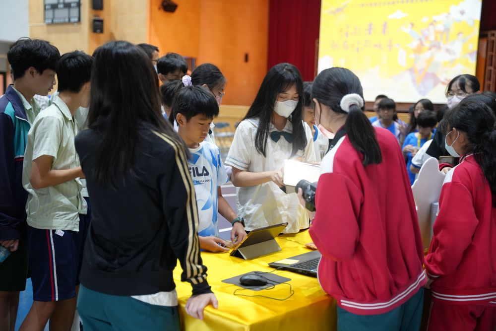 113學年度在地就學大聯盟成果展課程體驗攤位-二重國中