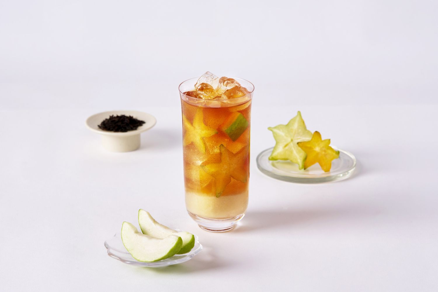 期間限定聯名飲品「星桃樂胭脂」