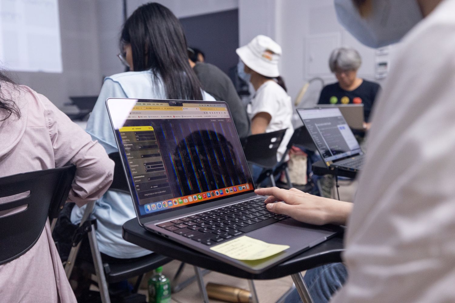 課程強調實作與共創,滿足教學現場對數位素養與創新課程需求