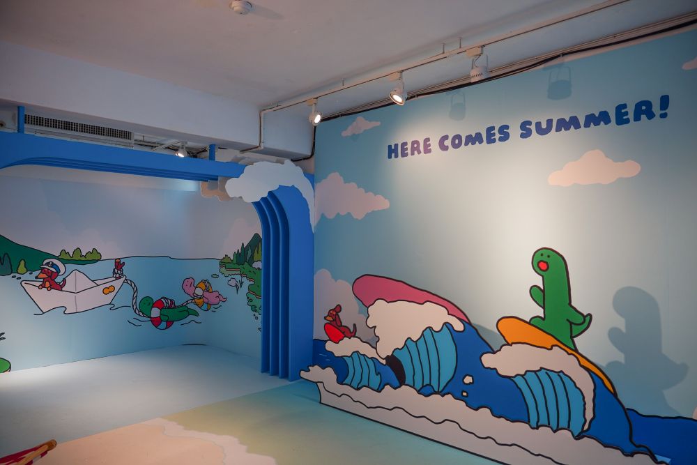 與JOGUMAN踏上專屬浪板,盡情馳騁在沁涼的海浪中