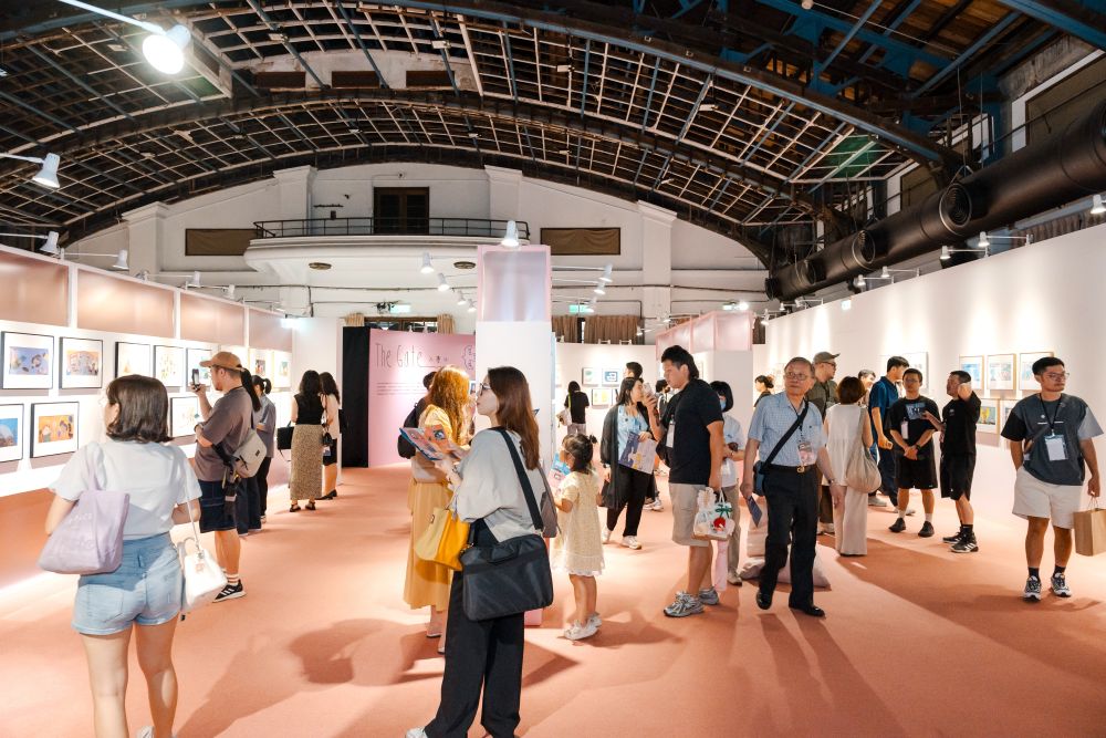 到波隆那世界插畫大獎展一窺世界各地插畫家對於日常生活的描繪。