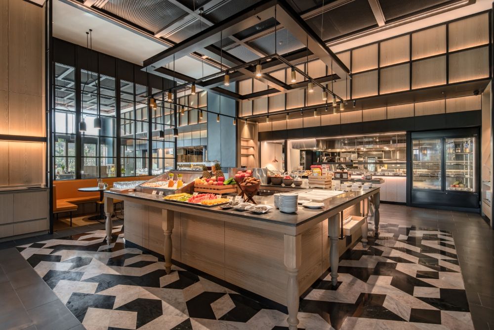 持十三行博物館門票於八里福朋喜來登酒店The Mesh Kitchen平日晚餐享9折優惠