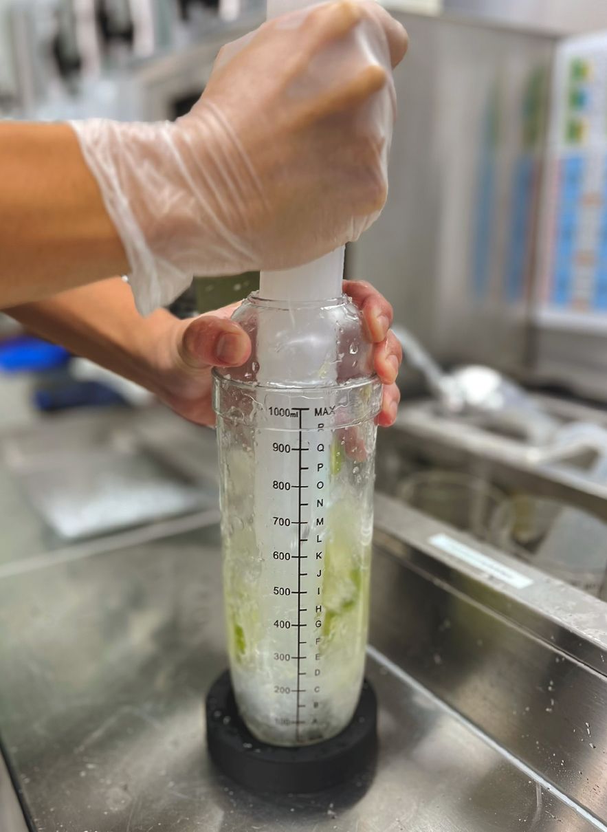 20250818_阿檸排隊照26