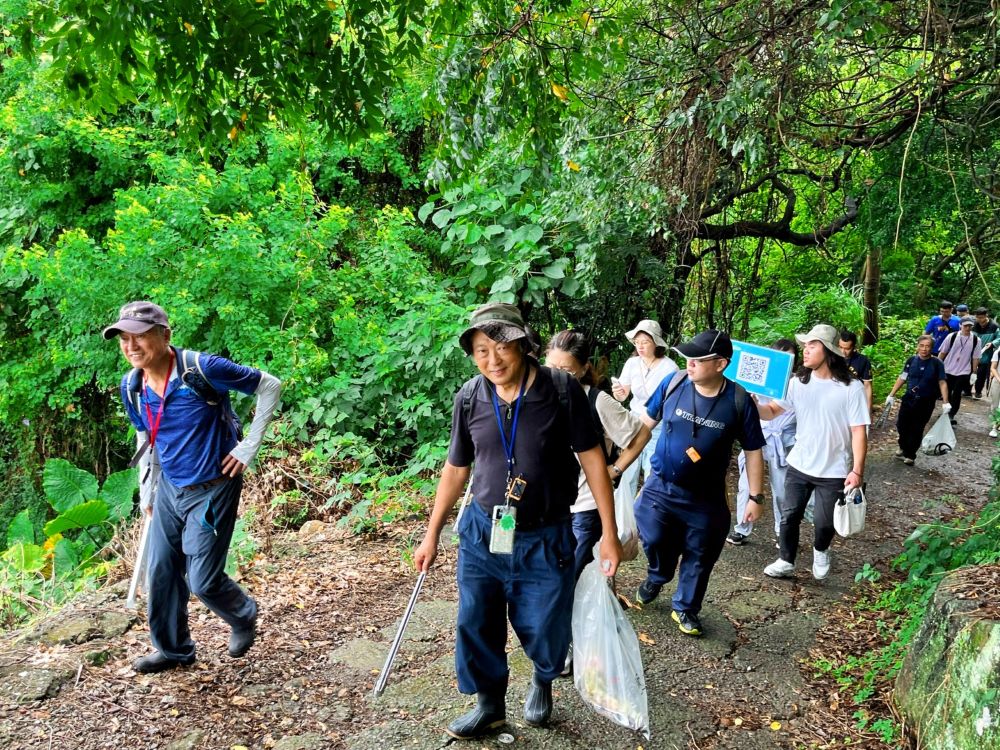 活動結合淨山,將愛護文資與環境的理念化為實際行動