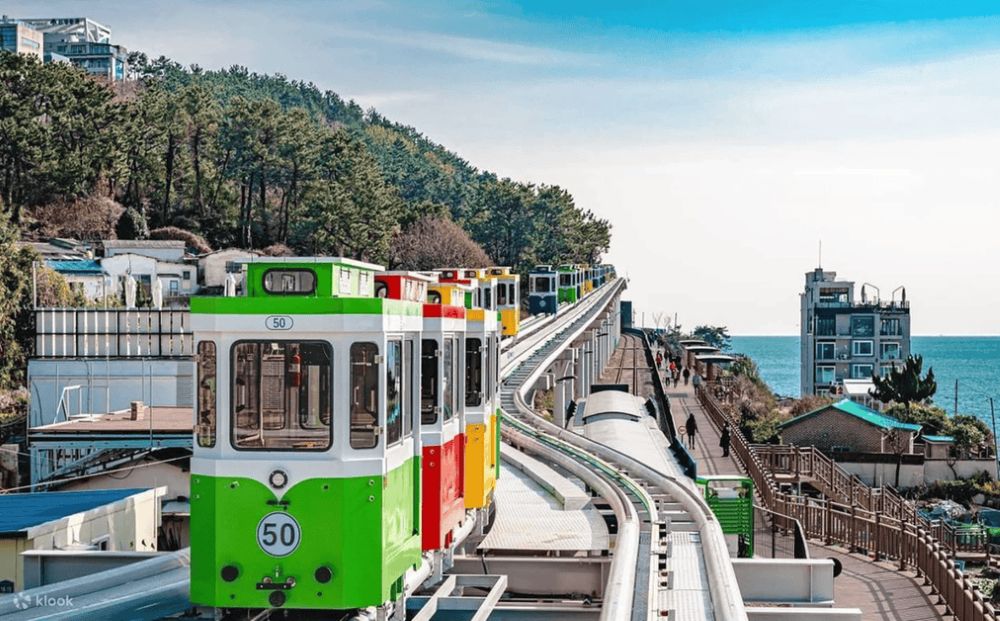 釜山膠囊列車