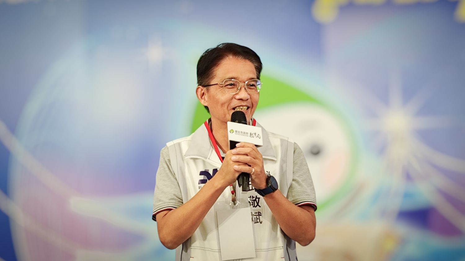 秘書長邱敬斌表示，閱讀是終身學習的起點，數位時代更需要以科技輔助培養孩子的閱讀素養