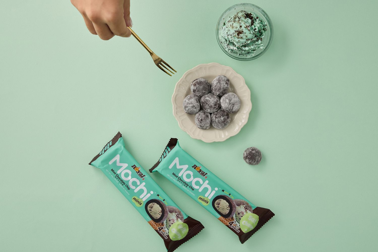 薄巧控注意!經典麻糬品牌皇族推出「薄荷可可麻糬」,涼感系麻糬全台 7-ELEVEN Q彈上市)