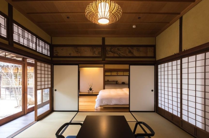 「出雲平田木綿街道NIPPONIA旅館」以百年町家群落改建,融合歷史建築與現代舒適