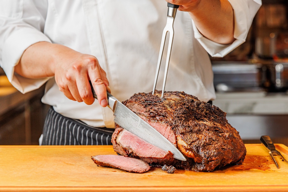 「士林廚房 Shihlin Kitchen 」亦推出平日午晚餐自助餐券優惠價 1,099 元（原價 1,848 元；59折）。