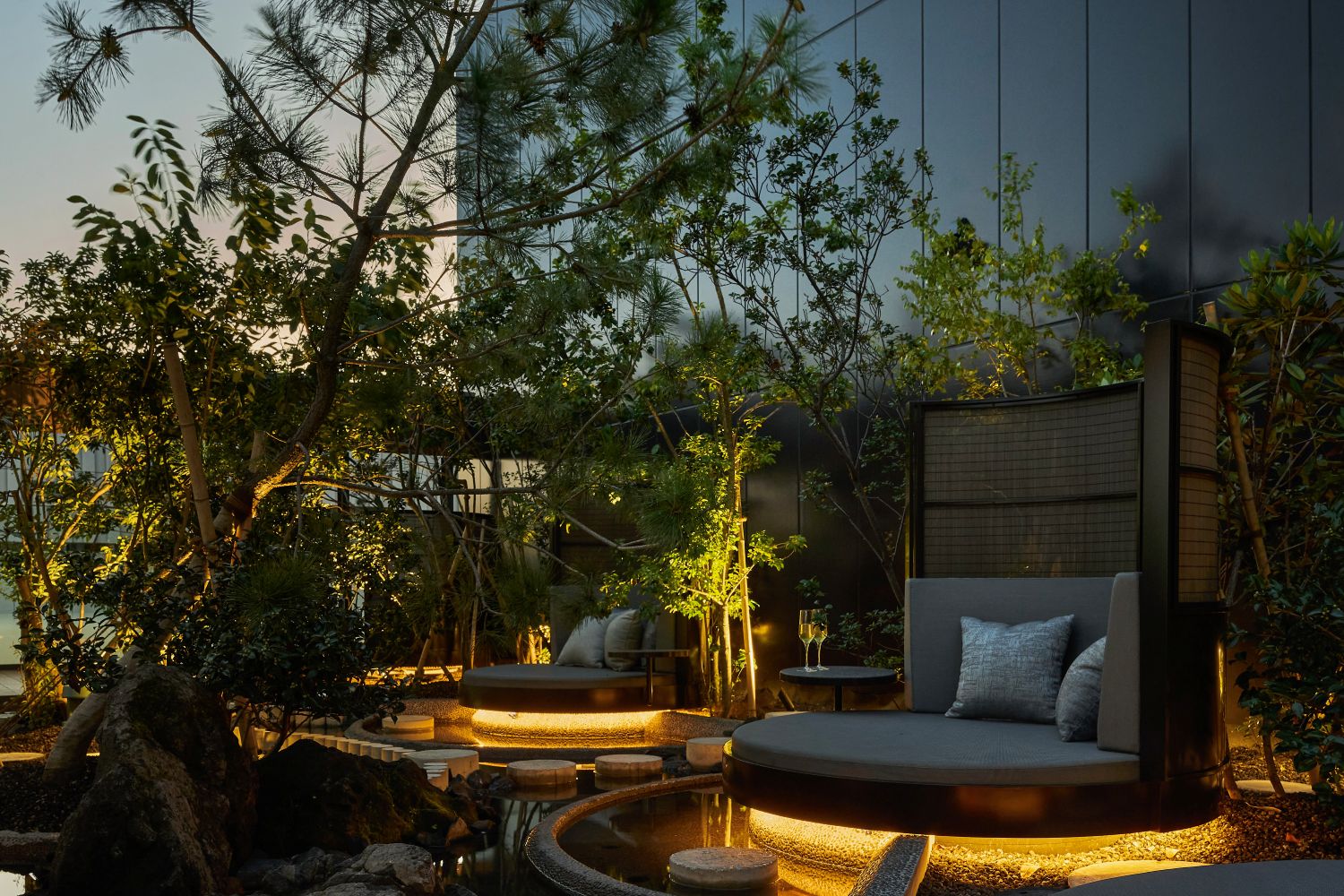 屋頂休息室「YUSORA」