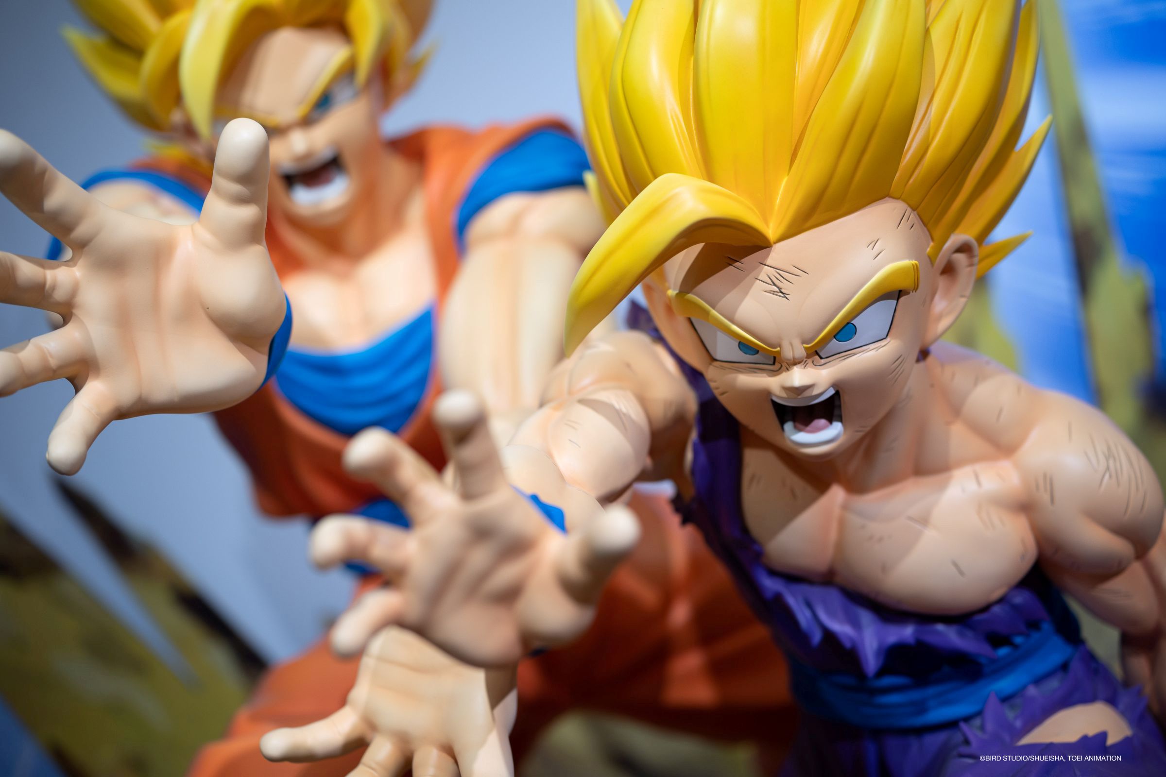 一起感受超級賽亞人的強大氣場!