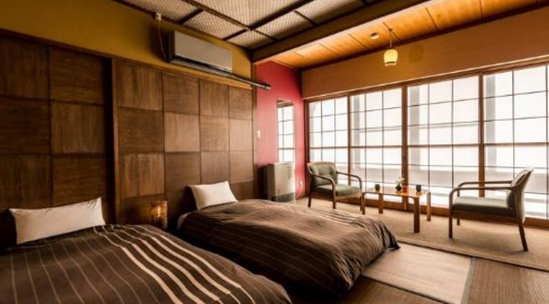 「小野川湯杜匠味庵山川溫泉旅館」以融合雪景與和風美學的設計風格,重新詮釋雪見溫泉的魅力