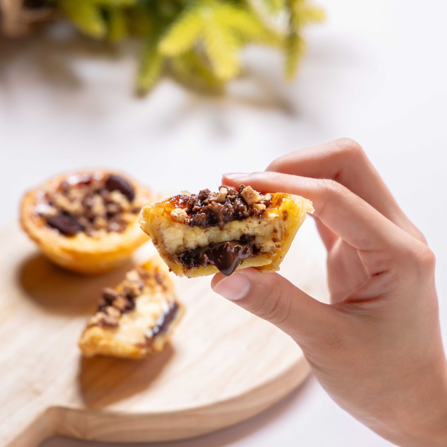 肯德基 x KITKAT® 神級聯名「奇巧可可流心三重奏蛋撻」12/2開賣、餐點懶人包看這邊！