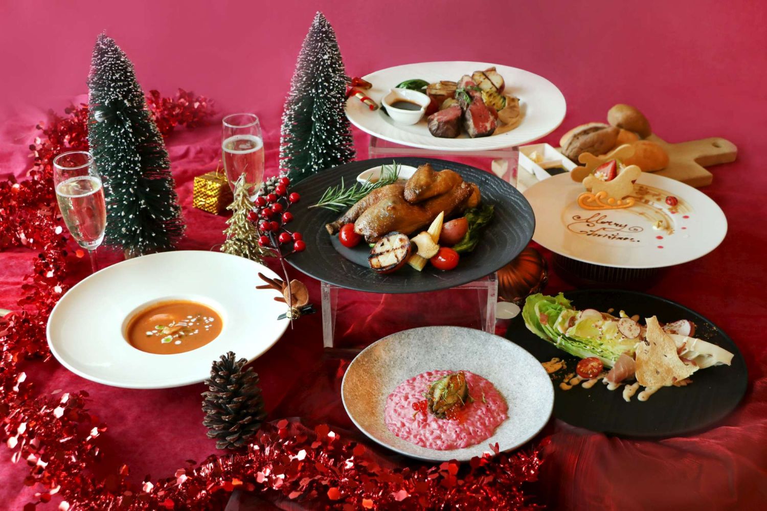 大地酒店聖誕住房專案開跑｜雙人聖誕大餐、紅酒、手作課｜北投最夢幻薑餅旋轉木馬亮相！