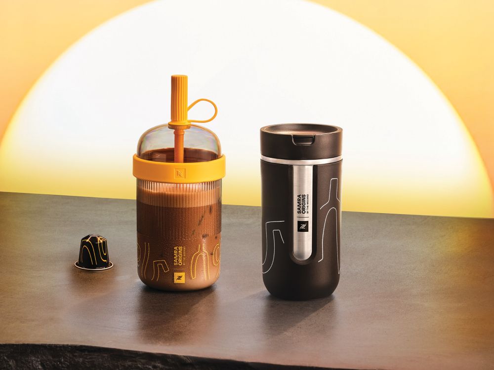 Samra系列以濃厚文化印記打造的獨特色調,不僅保溫實用、外型搶眼,更是穿梭城市間的風格單品,是「每日必備型」交換禮物首選!