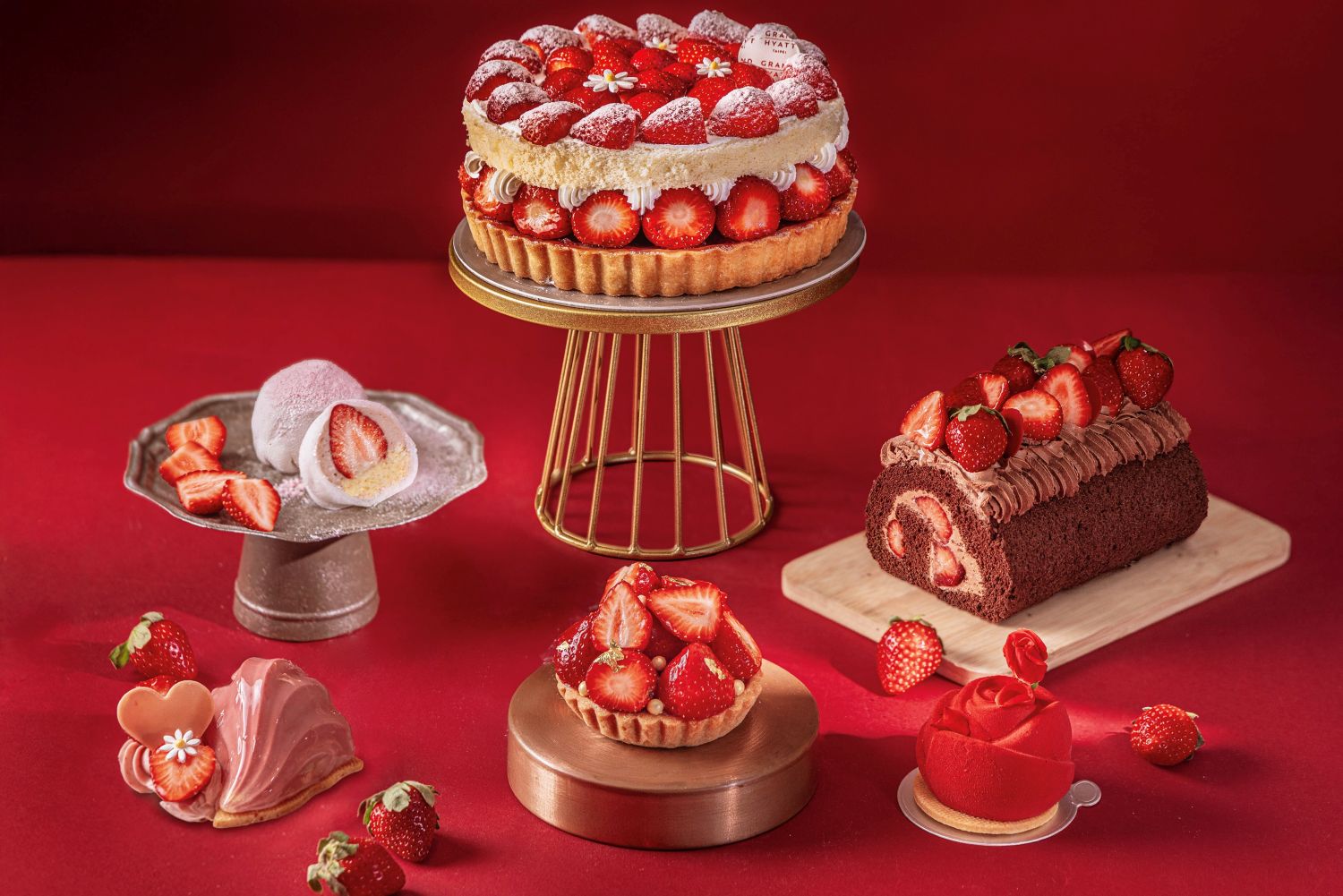 3月底前同步推出「莓好假期」甜點