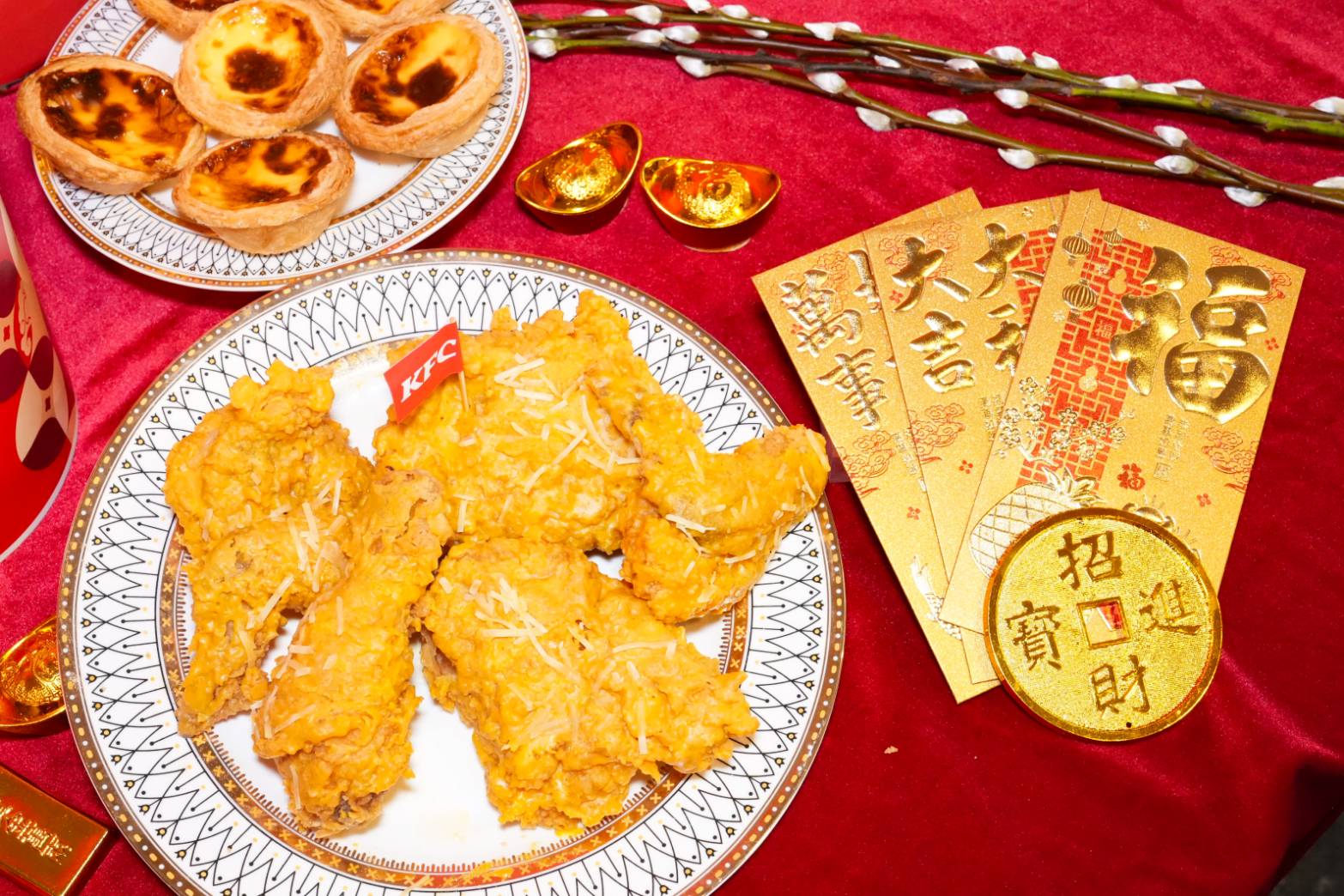 肯德基金沙系列開運！富貴金沙起司脆雞＋開運金沙沾醬、1/27開賣「開運桶」只要168元！