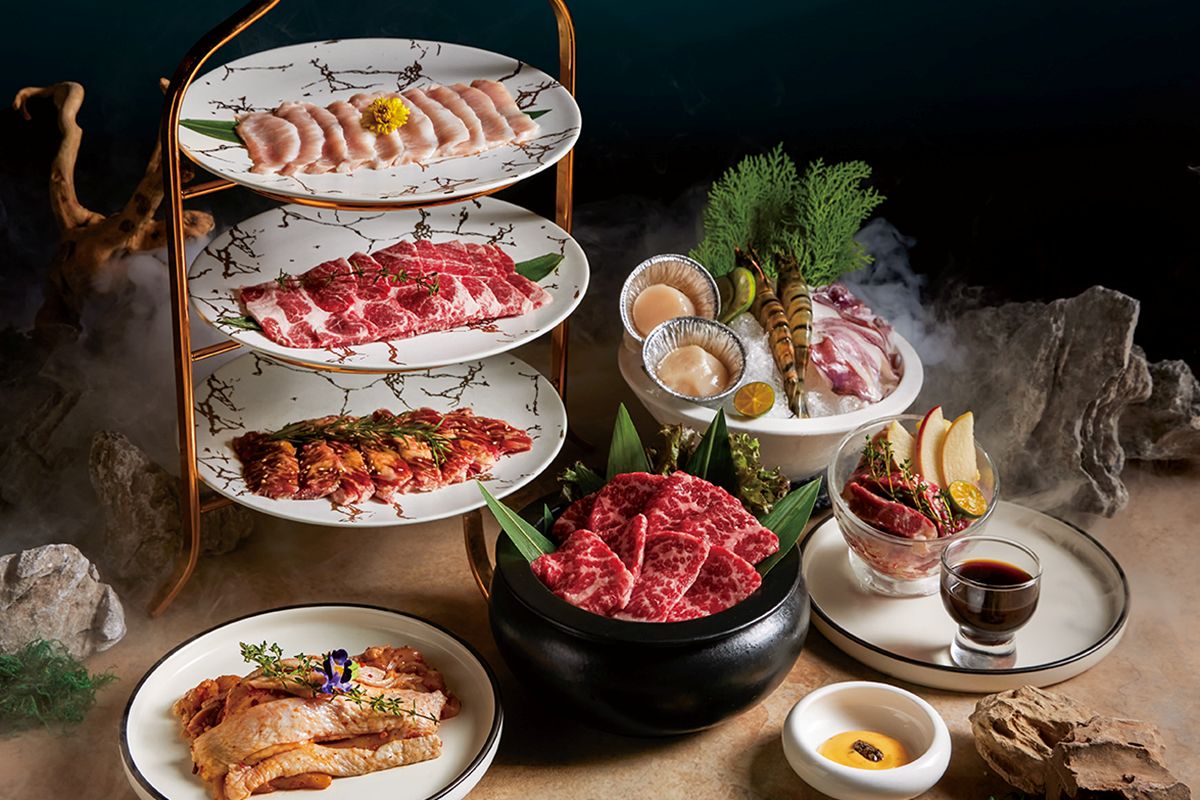 燒肉同話主打「手氣開桌王」遊戲，凡消費任一套餐，即可與關主各摸一張麻將比花色大小，有機會把澳洲和牛板腱／松阪豚（擇一）招待直接拿下。