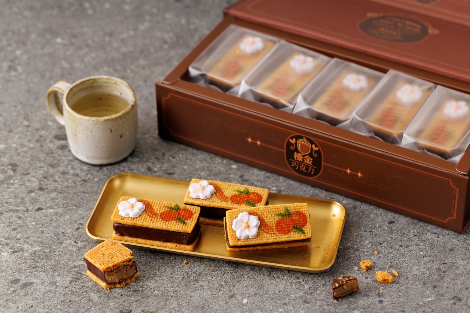 銀獎｜千巧谷牛樂園-香橙榛金巧克力夾心餅乾