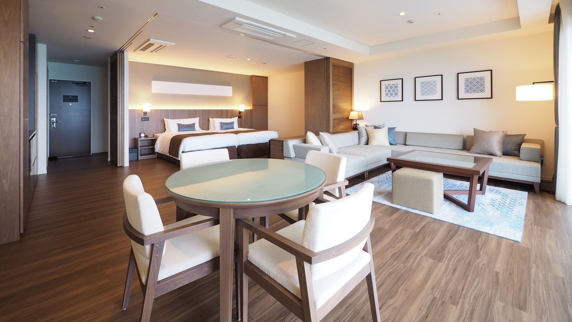 「Hiyori 海洋度假村 沖繩」以現代設計融合海島風情，在蔚藍海景環抱中呈現舒適雅緻的度假體驗_03