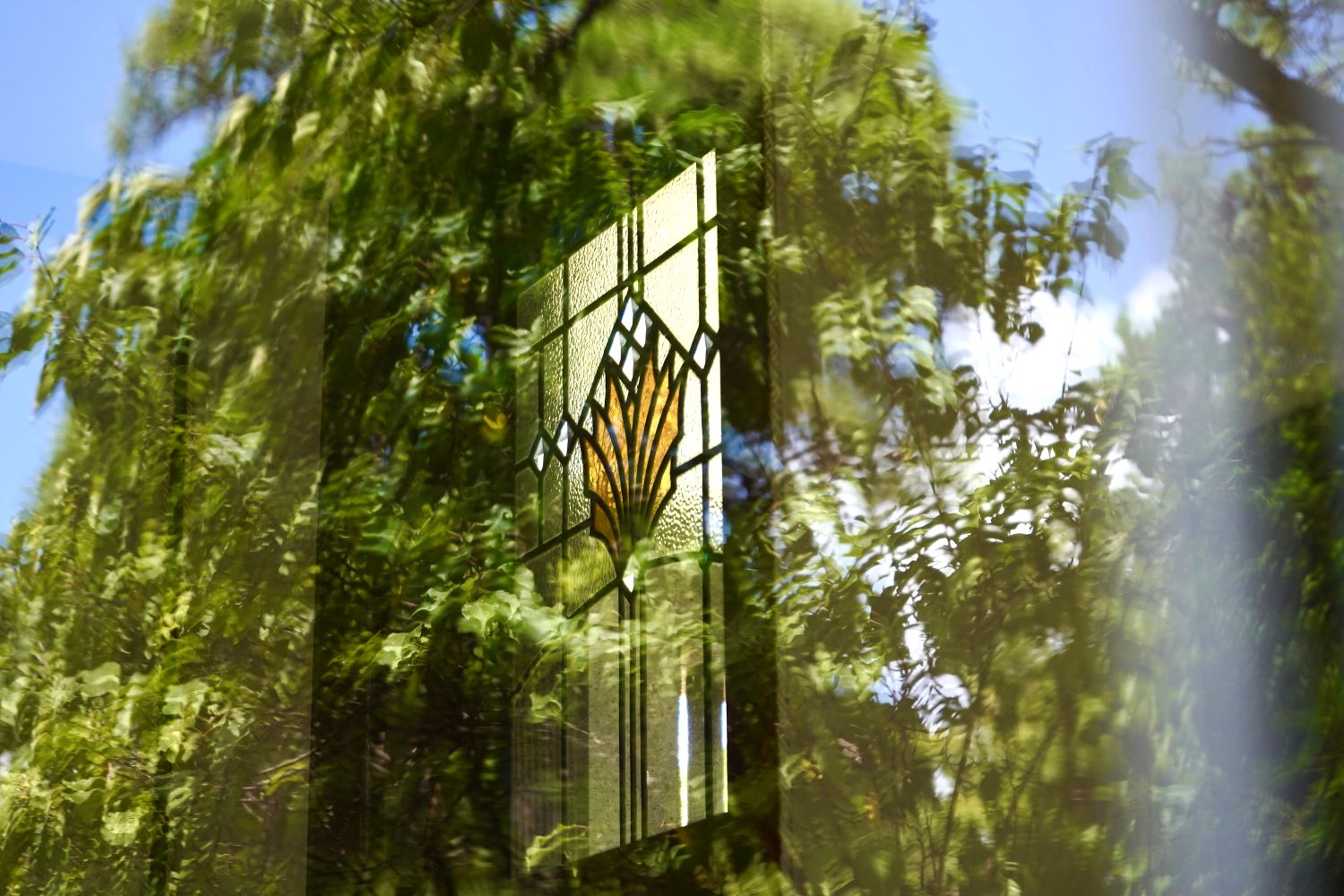 坐落於江戶川畔的柴又名所，這裡不僅承載著下町的歷史記憶，亦交會著嶄新的審美感性，是重新發現東京「新舊交織之美」的最佳場域。©葛飾區山本亭