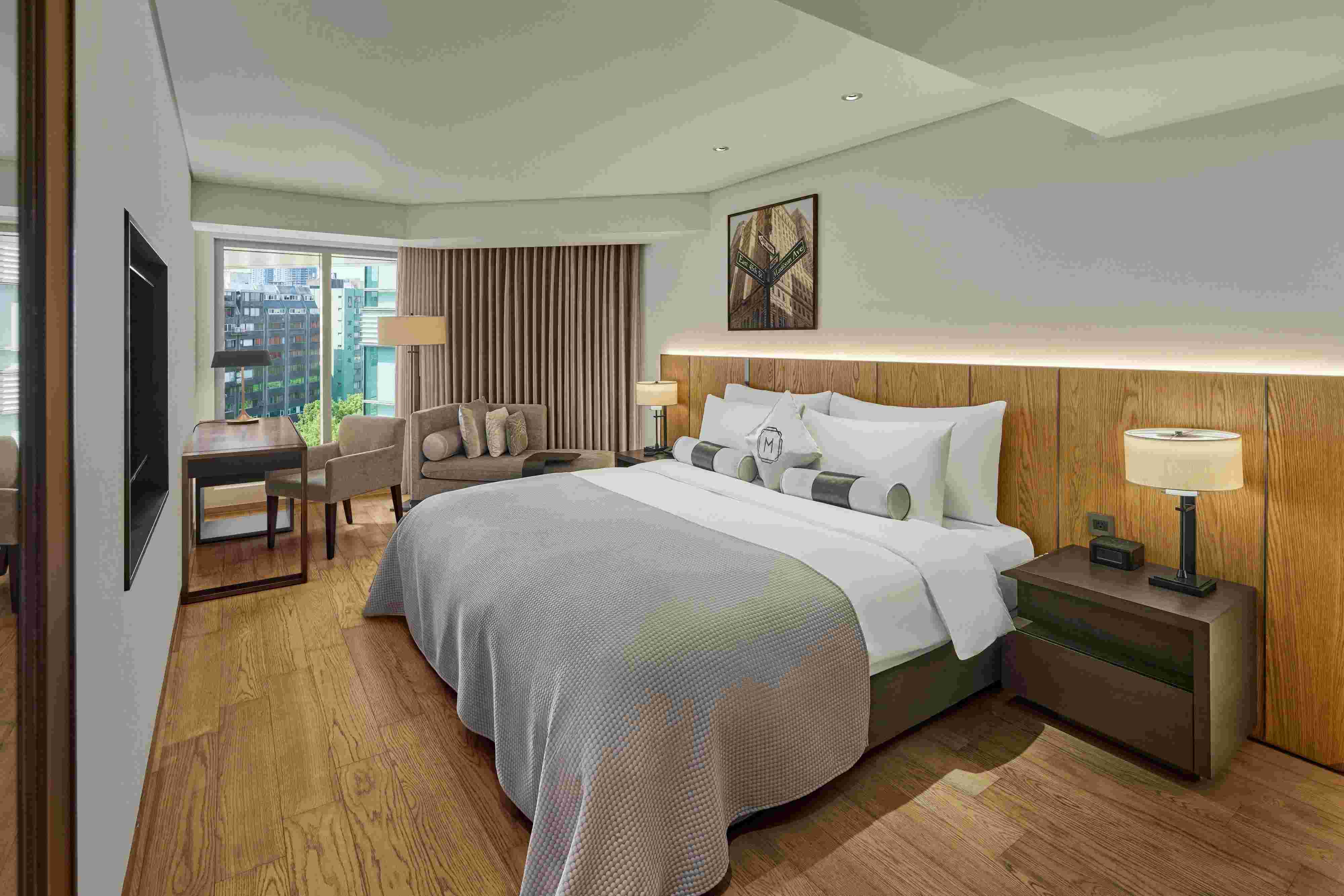 「台北慕軒飯店,臻品之選」精選十款機能枕並提供空氣清淨球預約,從呼吸到觸覺全面優化睡眠環境