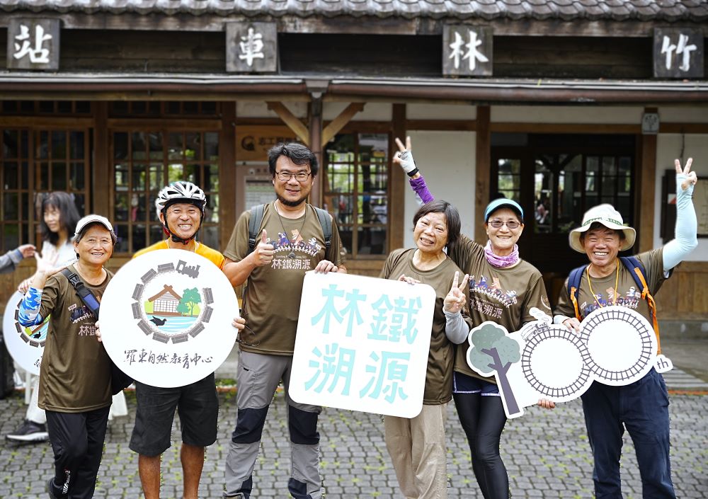 c54bf375c7c14762b6cb9617e26ad544