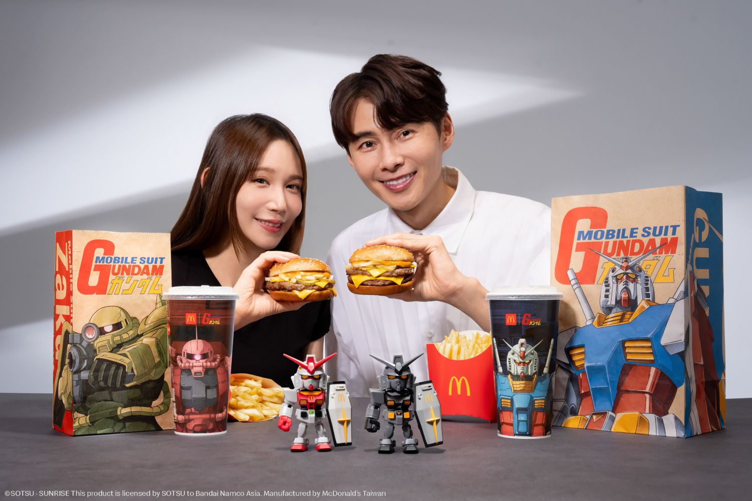 自4月29日起推出獨家「鋼彈聯名特餐」，包含四盎司牛肉堡系列（原味／辣味），搭配經典配餐以及台灣麥當勞限定RX-78-2 GUNDAM公仔乙個（可挑款）