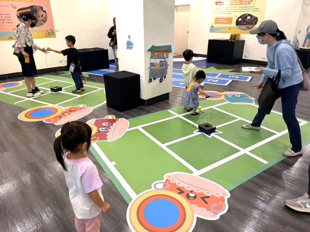 「2026新莊响仁和鼓文化特展」為親子族群量身打造「鼓動小達人」體感闖關運動會。