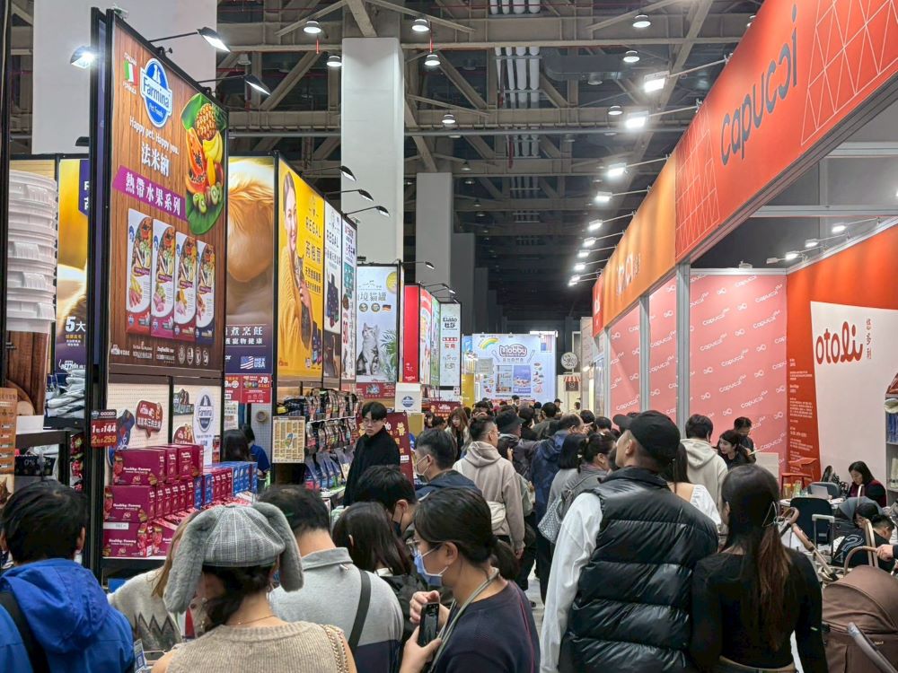 圖二:現場涵蓋食品、美容、智能照護、用品等多元寵物品牌,規模逾200格展位,打造中台灣下半年指標性的寵物採購與體驗盛會。(上聯國際展覽提供)