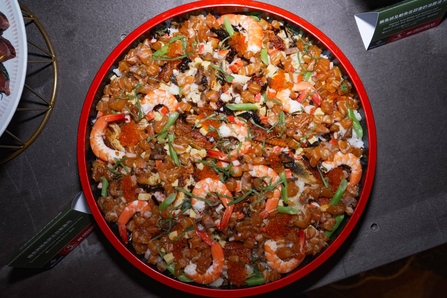 鰻魚鮭魚卵散壽司