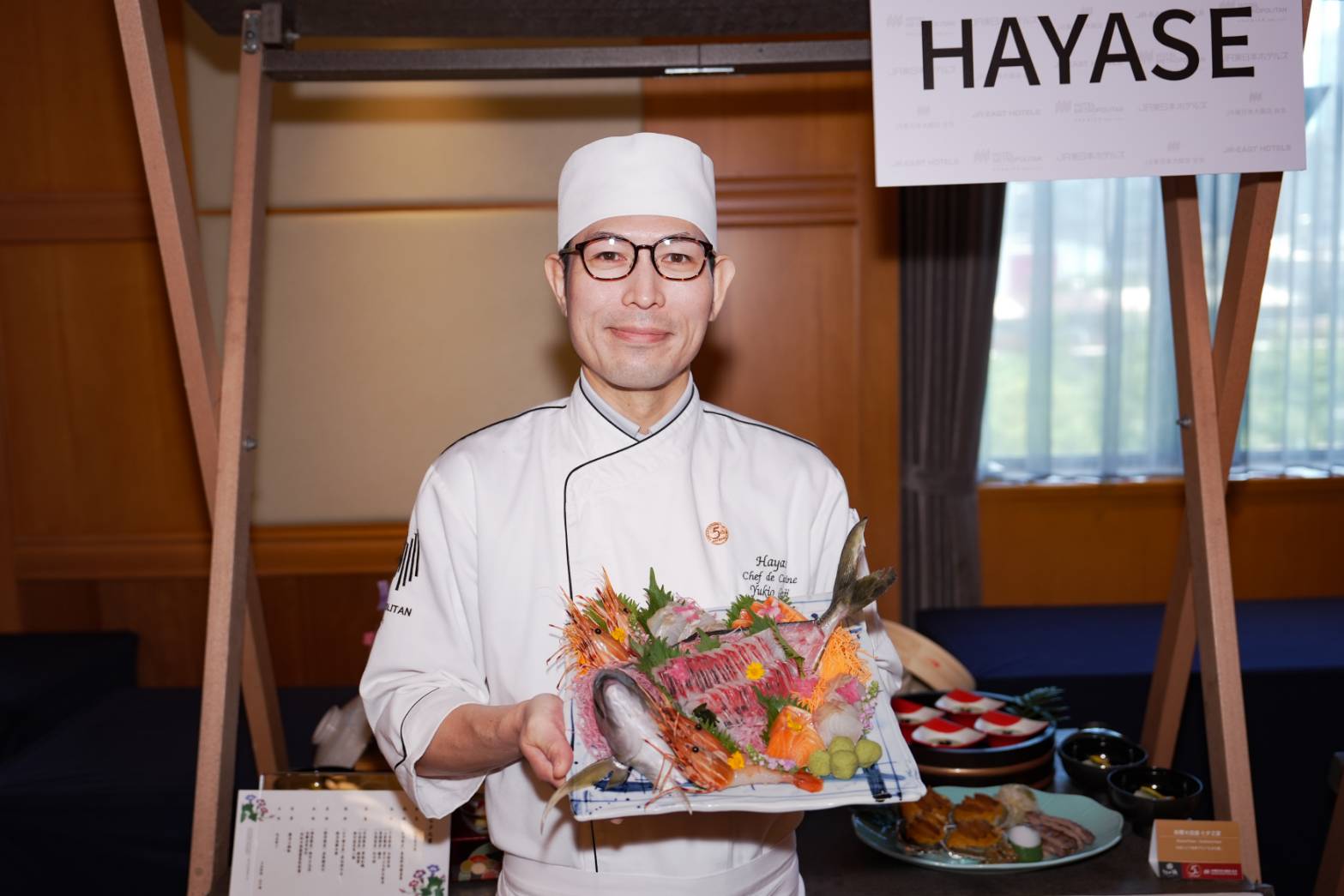 HAYASE日本料理則以日本七夕文化為靈感,推出期間限定「和饗大皿盛-七夕之宴」