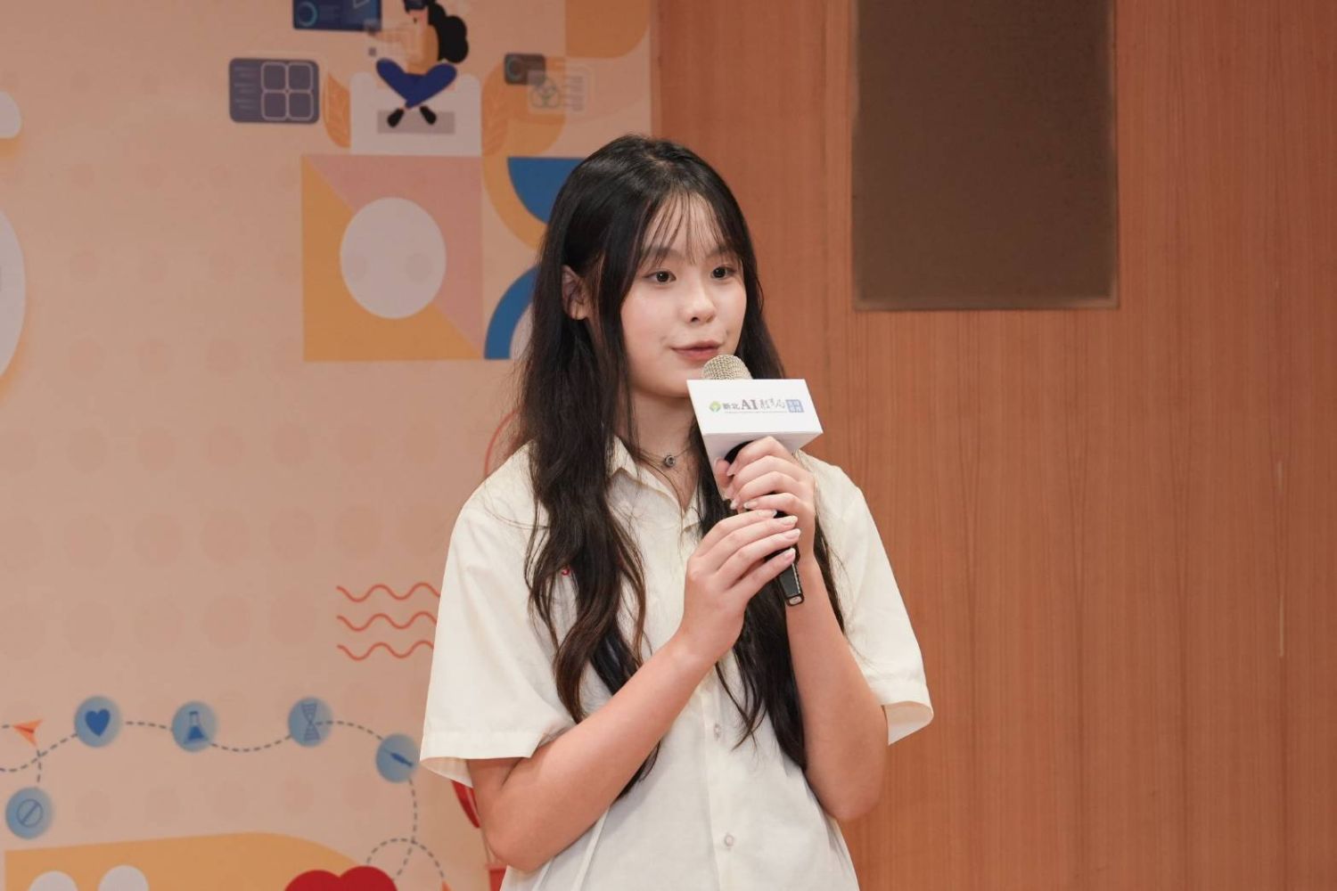 錦和高中高二學生蕭卉婕