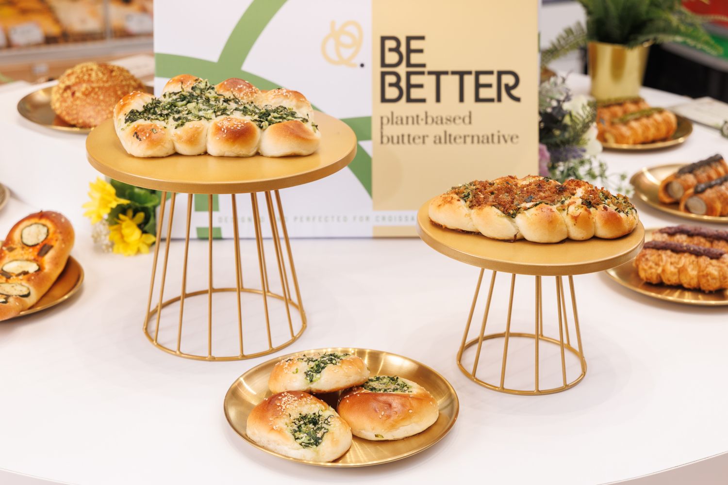 「鮮採青蔬」、「鮮採青蔬香鬆」、「鮮採青蔬餐包」
