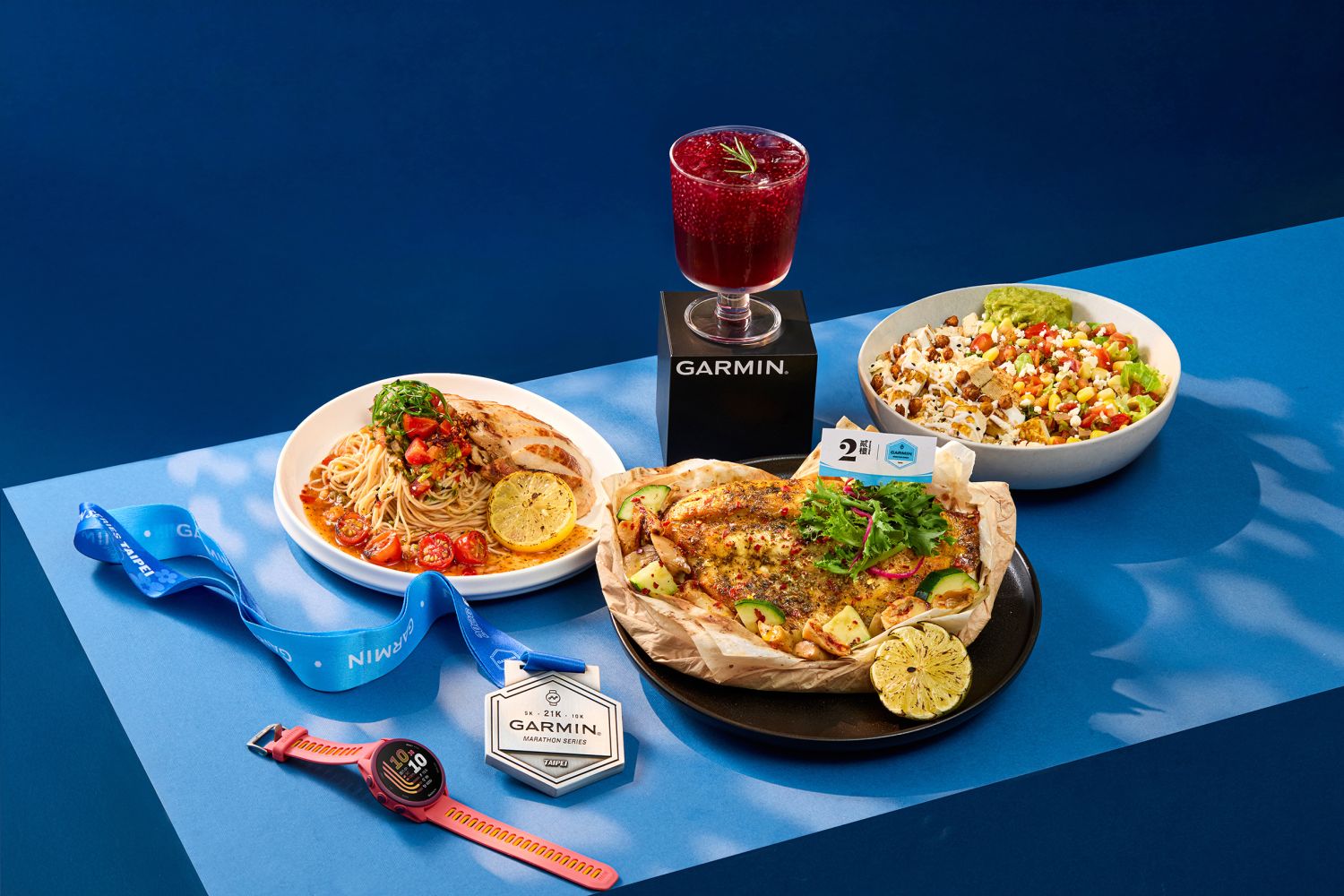 貳樓×Garmin Run推聯名餐點！烤鱸魚、舒肥雞冷麵、Taco碗限時開吃｜美食｜日享傳媒 SunRiseSharing