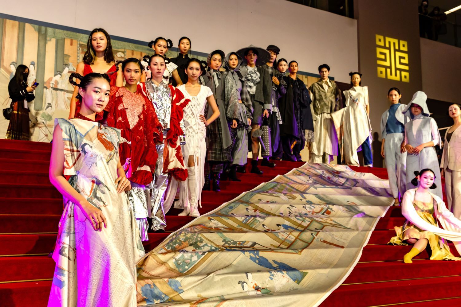 穿古裝逛故宮！2026故宮之夜「百駿奔騰・嗨翻故宮」早鳥票開賣｜生活｜日享傳媒 SunRiseSharing