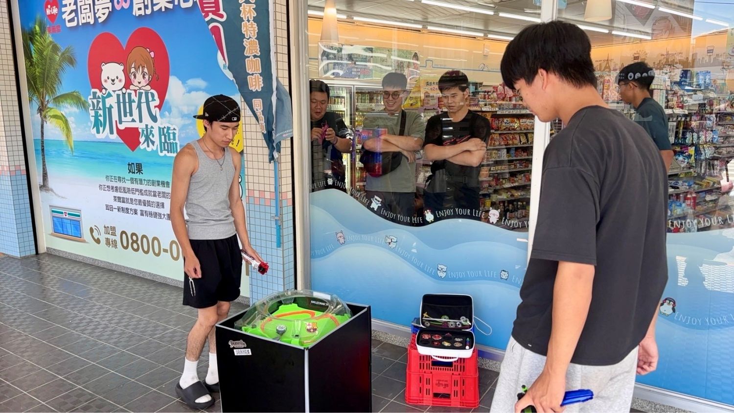 陀螺戰士開打!萊爾富11月1日起開放全台100家門市 成為戰鬥陀螺比賽新據點!