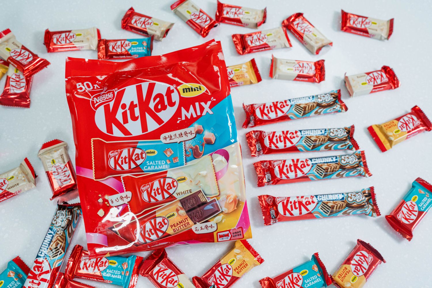KitKat秋季甜蜜出擊！黑白大理石紋威化、三口味分享包一次滿足｜消費｜日享傳媒 SunRiseSharing