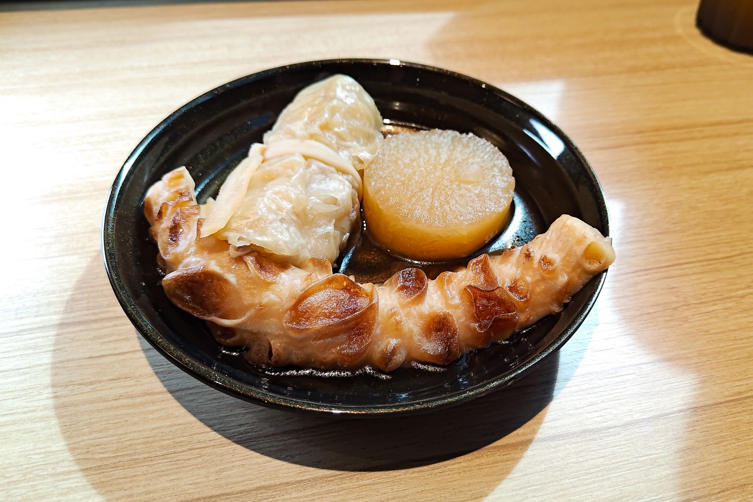 「白玉蘿蔔」、「竹輪」、「高麗菜捲」